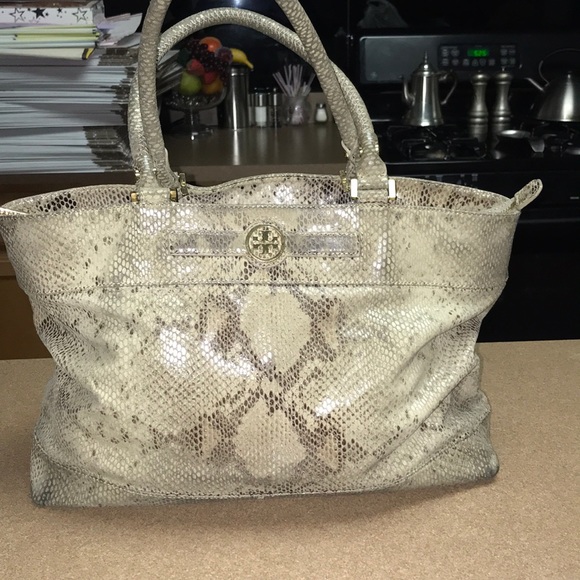 Tory Burch Handbags - Tory Burch tote